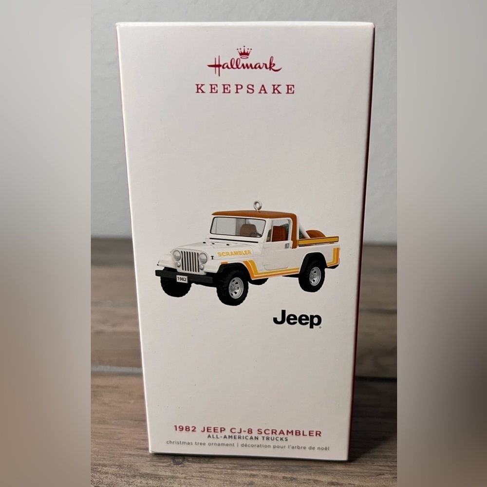 Hallmark New 2019 "1982 Jeep CJ-8 Scrambler"Christmas Ornament 25th series